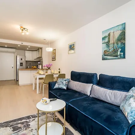 Apartment Nava - New And Spacious Gem - Free Parking