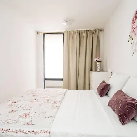 Nava - New And Spacious Gem - Free Parking Ragusa