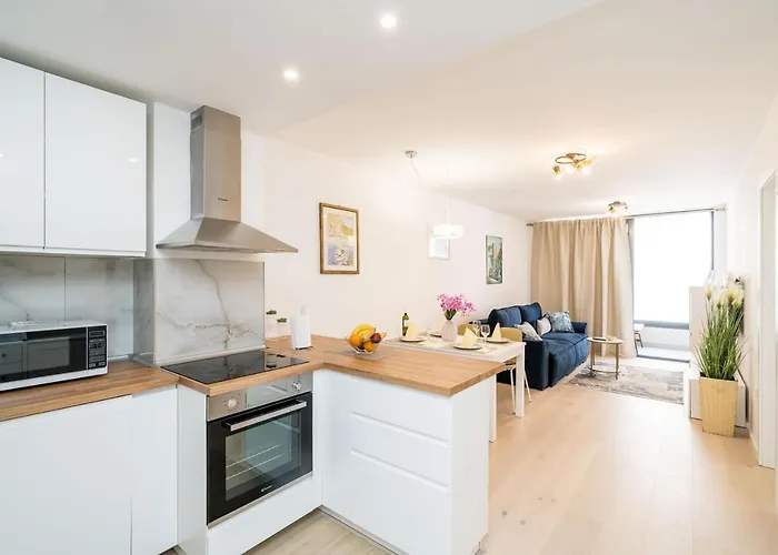 Appartamento Nava - New And Spacious Gem - Free Parking *