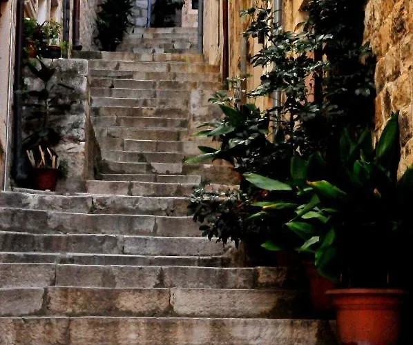 Appartamento Nava - New And Spacious Gem - Free Parking