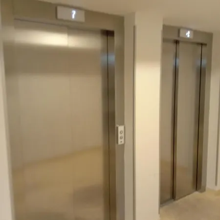 Nava - New And Spacious Gem - Free Parking דירה דוברובניק